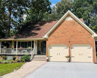 3 Bedroom 3BA 2626 ft Single Family Home For Sale in CHESAPEAKE, VA