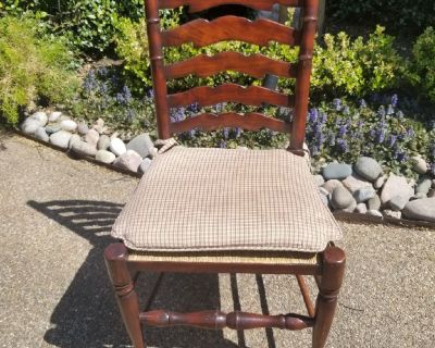 SOLID WOOD LADDER BACK DINING 6 EACH CHAIRS