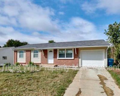 3 Bedroom 2BA 863 ft Pet-Friendly Apartment For Rent in St. Charles County, MO