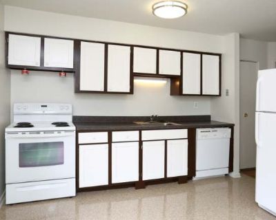 2 Bedroom 1.5BA 0 ft Pet-Friendly Apartment For Rent in Waterbury, CT