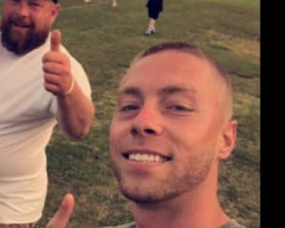 Non-smoker * Interested in teaming-up. Budget: $1,000 per month. Ready to move: now. Seeking a 12 months stay. Looking for myself. Hi, I am a 30 year old from Derry and coach youth tackle football in the area. Many business references from ex and current employer and many personal references I m currently am living in Nashua looking to move closer to Derry ASAP. I have first months rent and can...