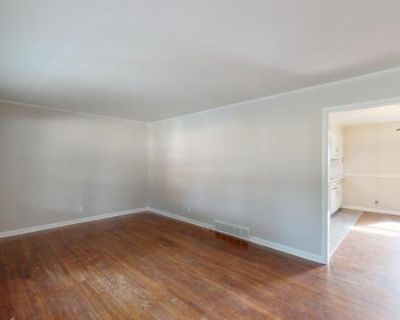 3 Bedroom 2BA 1196 ft Apartment For Rent in St. Joseph, MO