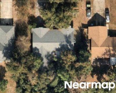 3 Bed 2 Bath Preforeclosure Property in Deltona, FL 32725 - Gainsboro St