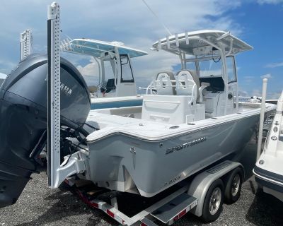 2021 Sportsman Masters 267OE Bay Boat
