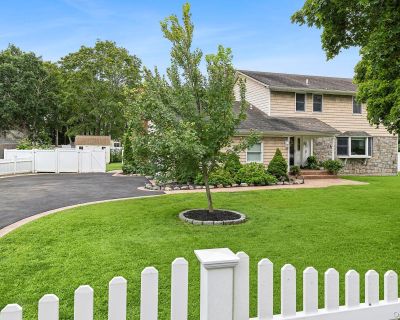 4 Bedroom 2BA 2400 ft Apartment For Rent in Hampton Bays, NY
