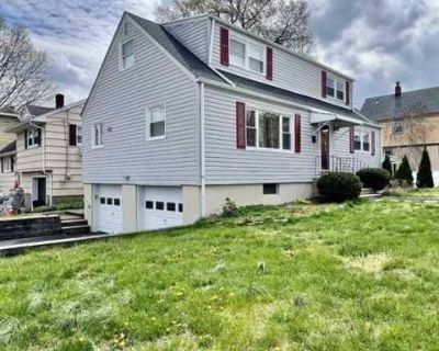 4 Bedroom 3BA 0 ft Furnished Apartment For Rent in Wood-Ridge, NJ