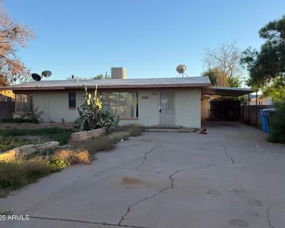 3 Bedroom 2BA 1758 ft Single Family House For Sale in Phoenix, AZ
