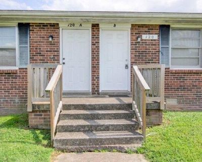 2 Bedroom 1BA Pet-Friendly House For Rent in Clarksville, TN