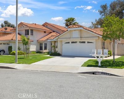 3 Bedroom 2BA 1198 ft Single Family Home For Sale in Canyon Country (santa Clarita), CA