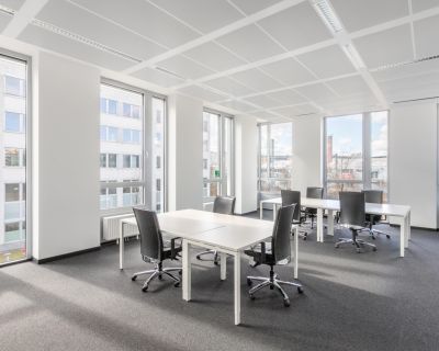 Open plan office space for 15 persons in Main Street