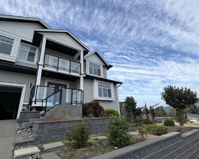 For Rent 5 Bedroom Home on Nevilane Drive, Maple Bay Spacious and well-maintained 5-bedroom, 3-bathroom home located on desirable Nevilane Drive in scenic Maple Bay. Close to trails and nature, this home offers comfort, space, and convenience in a peaceful setting. Features: - 5 Bedrooms / 3 Bathrooms - Large Kitchen with gas stove perfect for cooking and entertaining - Spacious Laundry Area - ...