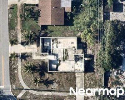 3 Bed 2.0 Bath Preforeclosure Property in Boynton Beach, FL 33435 - NE 1st St