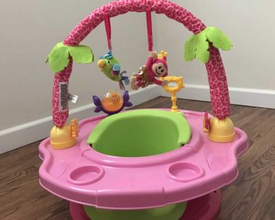 Baby floor seat