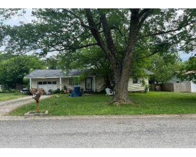 3 Bed 2 Bath Preforeclosure Property in Lebanon, MO 65536 - Willow Ln