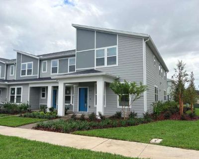 4 Bedroom 3BA 1770 ft Pet-Friendly Apartment For Rent in Orange County, FL