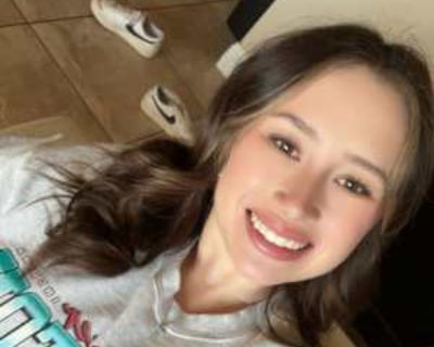 Budget: $900 per month. Ready to move: December 1. Looking for myself. Im a 24 year old woman that works fulltime at a dentist office and is about to start college for my business degree. I don t drink or smoke and my fun time is always with family.