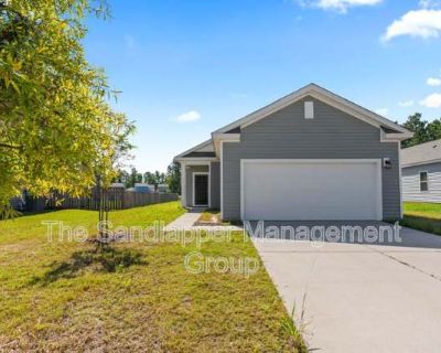 3 Bedroom 2BA 1211 ft Pet-Friendly Apartment For Rent in Berkeley County, SC