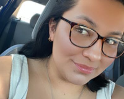 I'm looking for a room or a roommate, Read more about me on Diggz