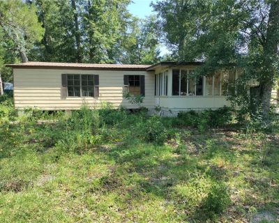 3 Bedroom 2BA 1497 ft Mobile Home For Sale in Grand Ridge, FL