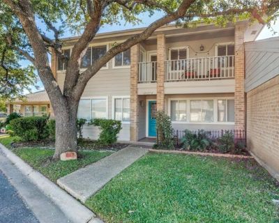 11127 Pinehurst Dr Apt C. This beautiful 3 bed 2.5 bath home was fully remodeled in the last 2 years with new floors, kitchen, baths, and fixtures. Step inside to an open floor plan that showcases a living room with built in bookcases surrounding a fireplace, a dining area, and a kitchen with stone countertops and stainless steel appliances. Plantation shutters wash the home in natural light an...