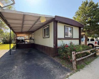 3 Bedroom 2BA 1224 ft Manufactured Home For Sale in LAFAYETTE, CO