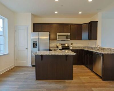 Luxury Townhomes!. image_url. Patio / balcony Dishwasher Pet friendly Parking Extra storage Microwave Unit Amenities dishwasher extra storage microwave patio / balcony range refrigerator Property Amenities parking cats allowed dogs allowed. Pets allowed. 3 Bedroom. 2.5 Bathroom. 1450 ft