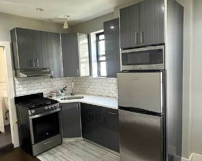 1 Bedroom 1BA 750 ft Pet-Friendly Apartment For Rent in Bronx, NY