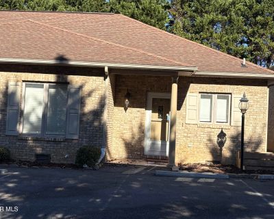 2 Bedroom 2BA 1056 ft Condo For Sale in Johnson City, TN