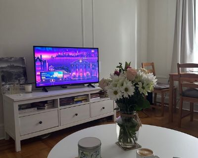 Furnished Room for Rent - 1 bedroom apartment - short term rental Nov-Dec