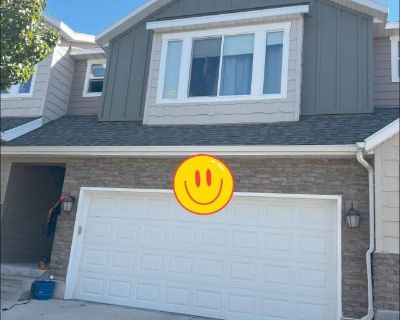 4 Bedroom 3.5BA 2550 ft Apartment For Rent in Lehi, UT