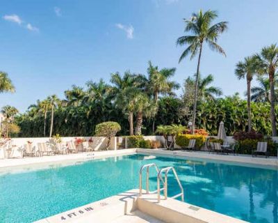 2 Bedroom 2BA 1045 ft Furnished Condominium For Sale in WEST PALM BEACH, FL