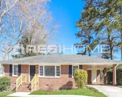 3 Bedroom 2BA 1177 ft Pet-Friendly Apartment For Rent in Clayton County, GA