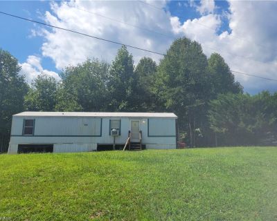 2 Bedroom 1BA Mobile Home For Sale in Wilkesboro, NC