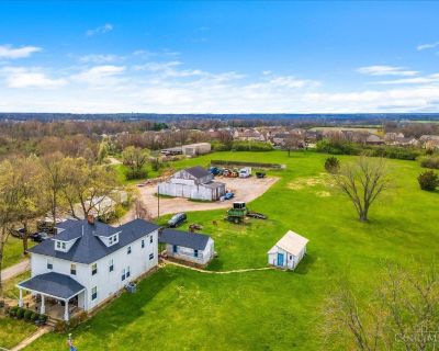 4 Bedroom 1BA 2987 ft Apartment For Rent in Liberty Twp, OH