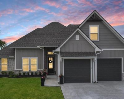 4 Bedroom 3BA 2480 ft Apartment For Rent in Beaumont, TX