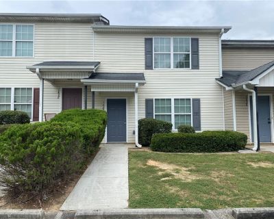 2 Bedroom 2BA 1280 ft Townhouse For Sale in Conyers, GA