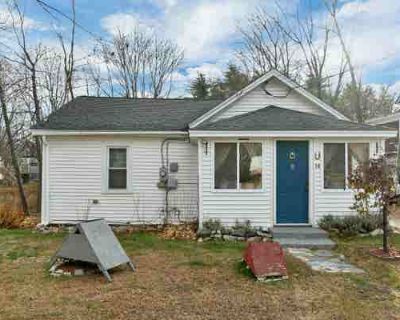 2 Bedroom 1BA 750 ft Single Family Home For Sale in OSSIPEE, NH
