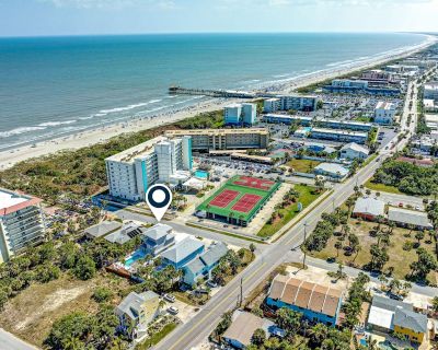 4 Bedroom 3.5BA House Vacation Rental in The Sun Loft, Cocoa Beach, FL