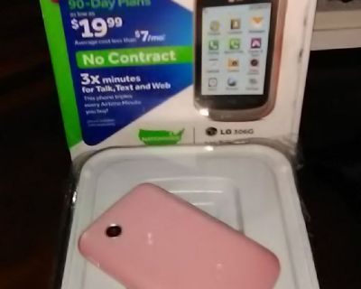 Cell phone brand new never been activated pink in color
