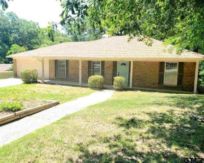 3 Bedroom 2BA 1781 ft Apartment For Rent in Tyler, TX