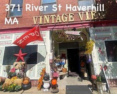 *VINTAGE VIEW Multi-Dealer Shop and Consignment Emporium. OPEN 11:30-CLOSED M/W