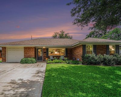 3 Bedroom 2BA 1481 ft² Home For Rent in Houston, TX