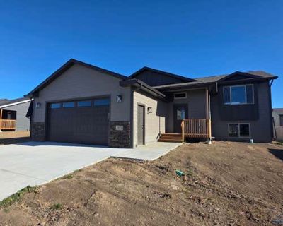 3 Bedroom 2BA 1283 ft Single Family Home For Sale in RAPID CITY, SD