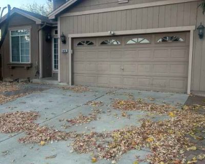 3 Bedroom 2.5BA 1932 ft Apartment For Rent in Sparks, NV