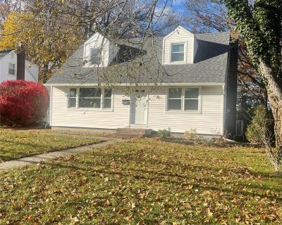 2 Bedroom 1BA 1390 ft Apartment For Rent in East Northport, NY