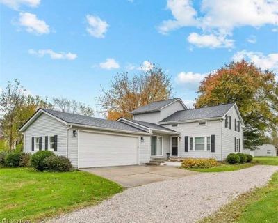 3060 Ravenna Street. image_url. Patio / balcony Dishwasher Dogs allowed Garage Recently renovated Microwave Unit Amenities dishwasher microwave patio / balcony range refrigerator recently renovated Property Amenities dogs allowed pet friendly parking garage. 4 Bedroom. 2 Bathroom. 2257 ft