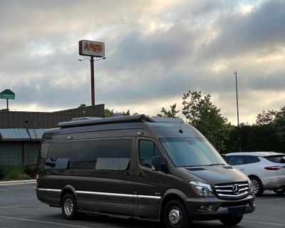 2017 Roadtrek CS ADVENTUROUS XL