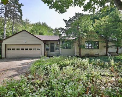 3 Bedroom 2BA 1776 ft Single Family House For Sale in Madison, WI