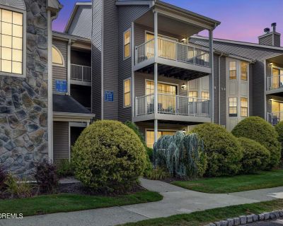 1 Bedroom 1BA Condo For Rent in East Brunswick, NJ