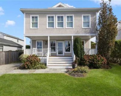 44 Tuckerman Avenue. image_url. In unit laundry Patio / balcony Dishwasher Pet friendly Walk in closets Air conditioning Unit Amenities air conditioning bathtub dishwasher fireplace furnished in unit laundry microwave patio / balcony range refrigerator walk in closets Property Amenities pet friendly hot tub. 4 Bedroom. 5 Bathroom. 2813 ft . Furnished